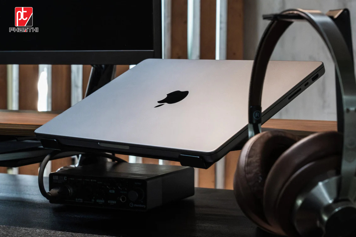 giá đỡ laptop
