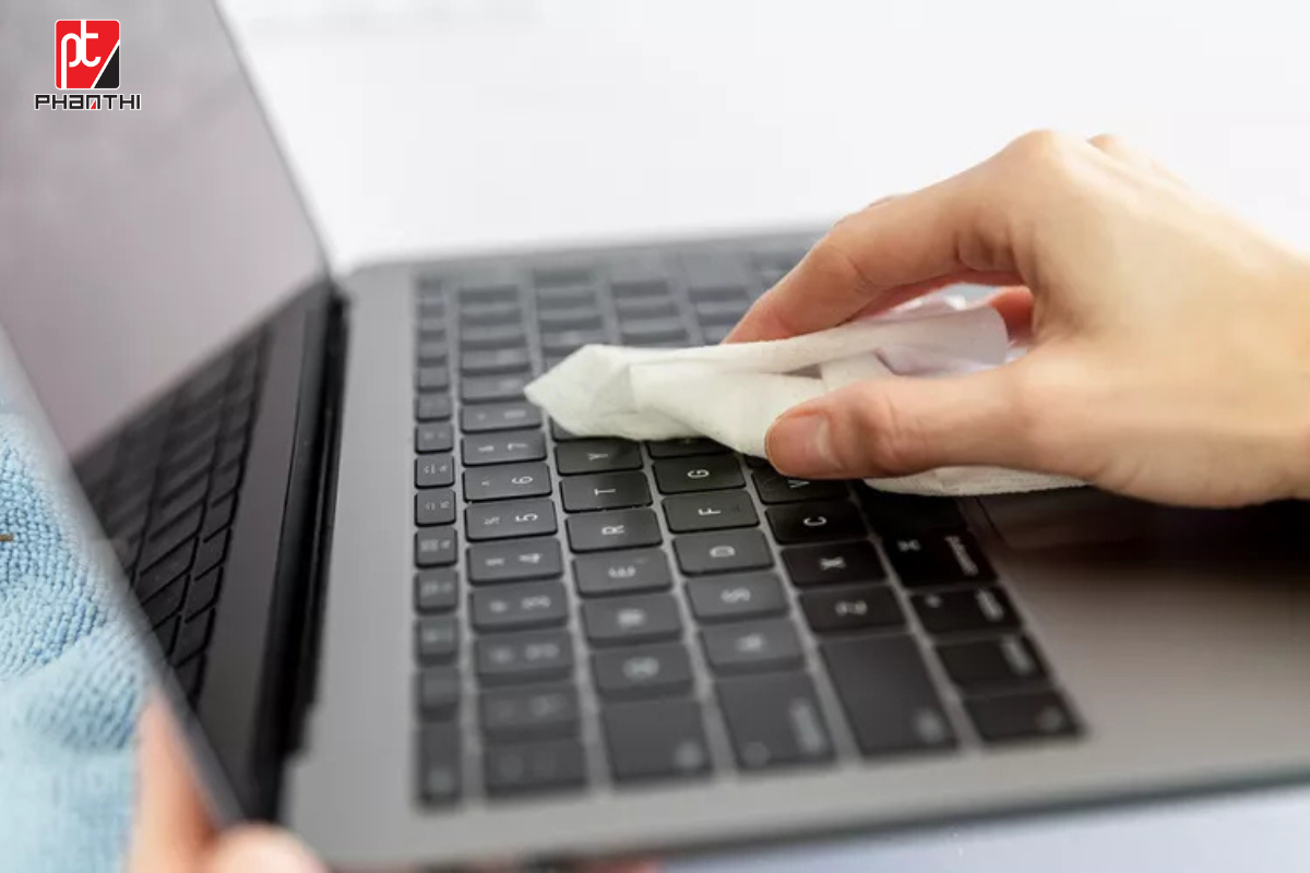 bàn phím laptop